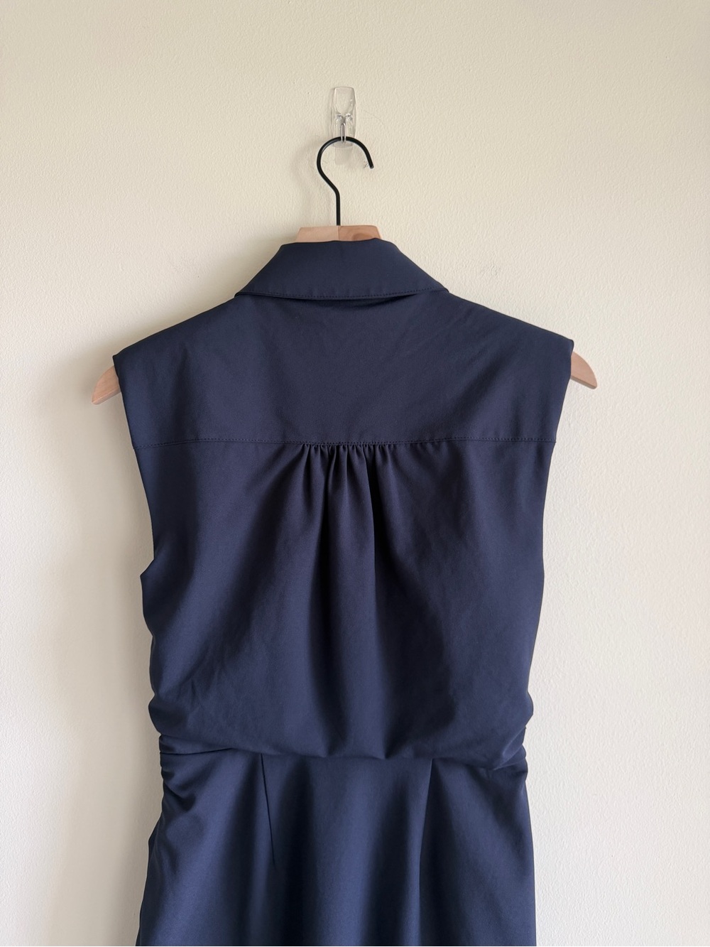 Cinq à Sept Catalina Shirtdress Navy Twist Front Sleeveless Midi Dress Size 2 - Picture 5 of 16